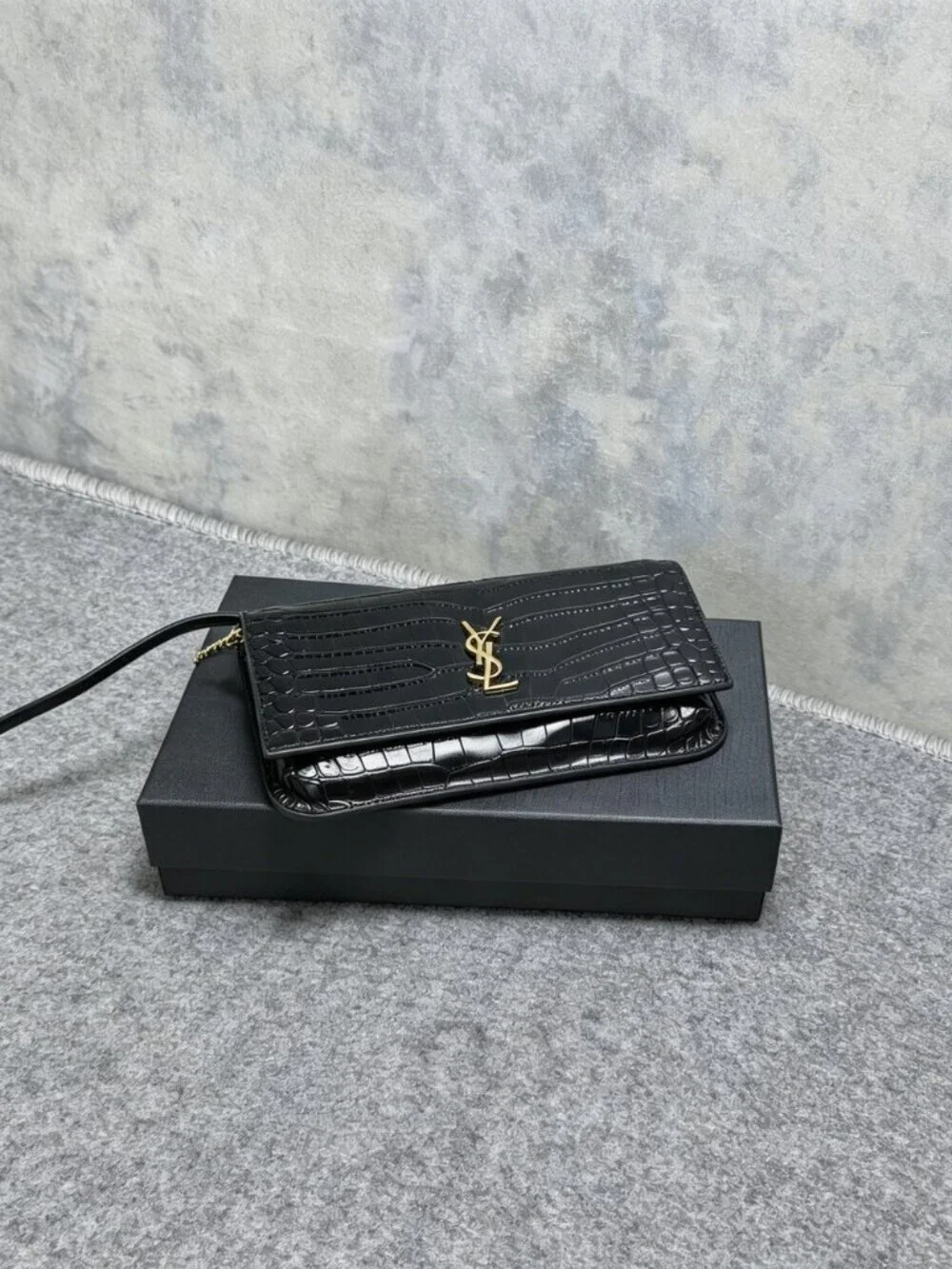 YSL KATE Medium Leather Shoulder Bag
